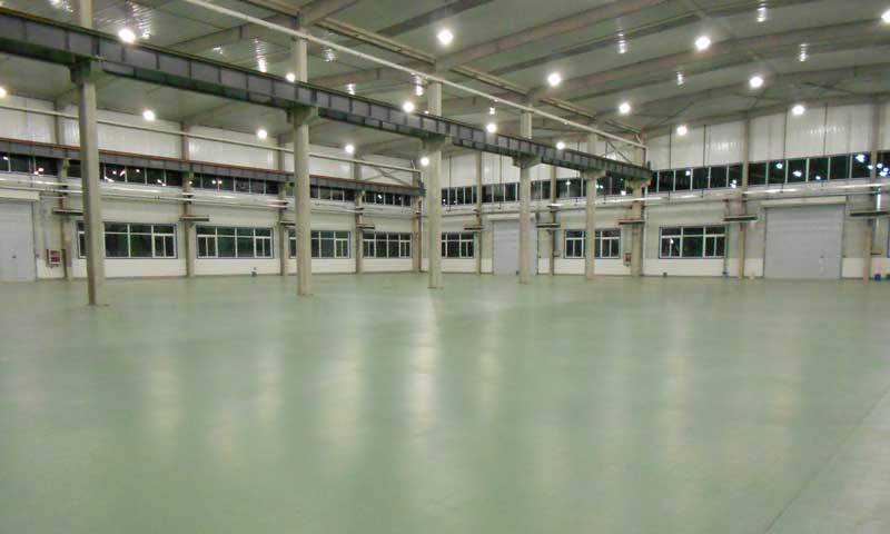 pvc地板圖片 廠房PVC地板質(zhì)量和價格與其它地板比較