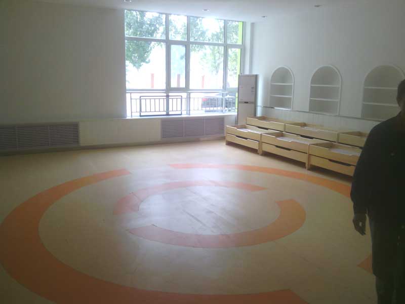 山東省臨沂蘭山區(qū)商用塑膠地板 山東省臨沂蘭山區(qū)職業(yè)中等學(xué)校塑膠地板