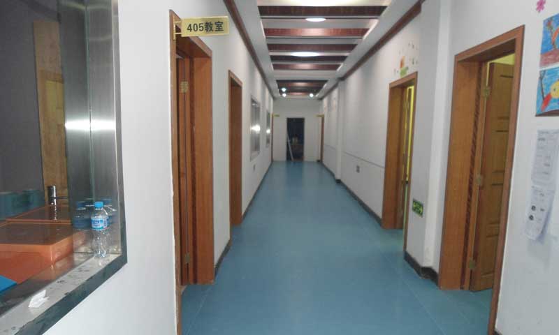 pvc地板和地板、瓷磚相比有什么差別？