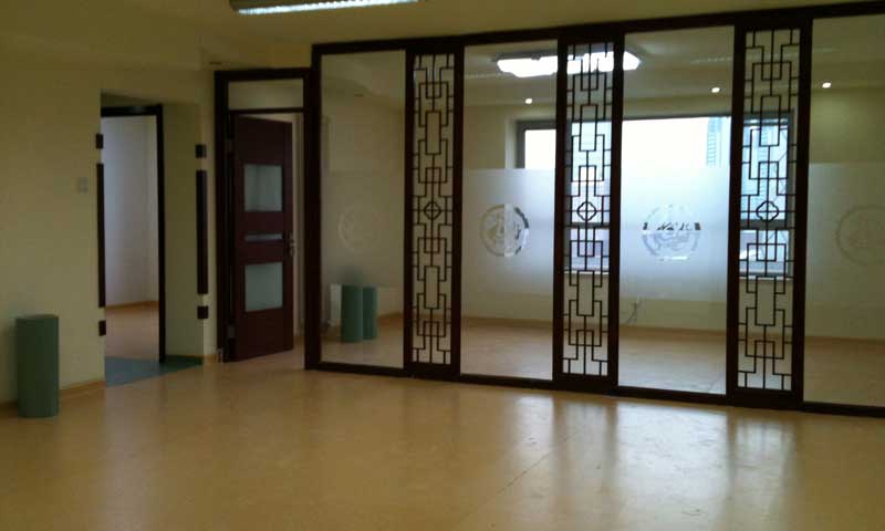 醫(yī)院pvc塑膠地板施工效果圖 醫(yī)院pvc塑膠地板受醫(yī)院施工方偏愛的8個理由