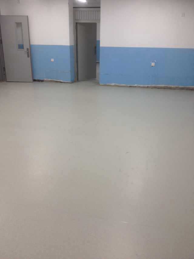 pvc地板與瓷磚、木地板、地毯相比有哪些優(yōu)勢(shì)呢？