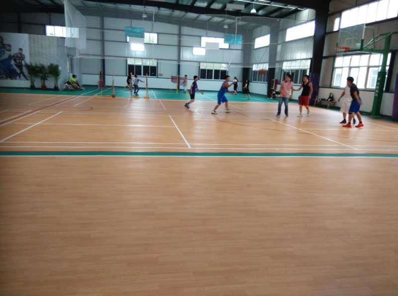 大家對塑膠籃球地板有毒的誤解