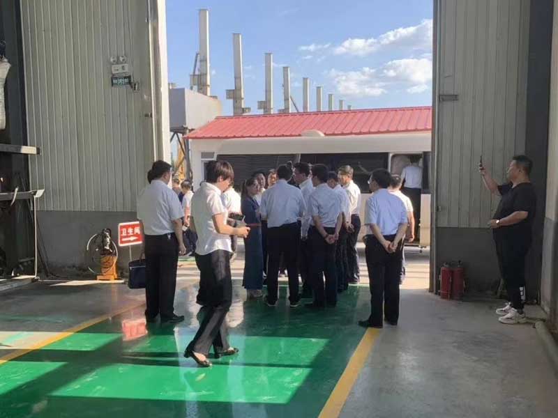 衡水市委常委領(lǐng)導(dǎo)指導(dǎo)工作 河北龍膠科技有限公司大事記